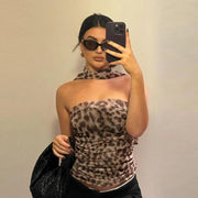 Top de tule leopardo