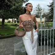 Top de tule leopardo